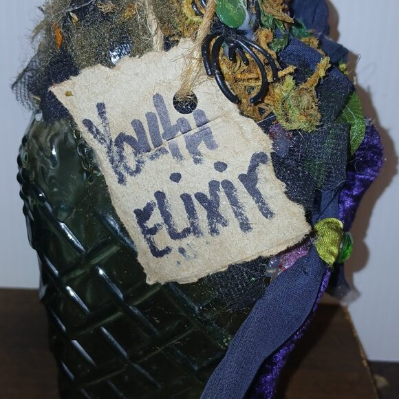 Apothecary Halloween bottle, altered art potion bottles, mixed media apothecary - Picture 5 of 9